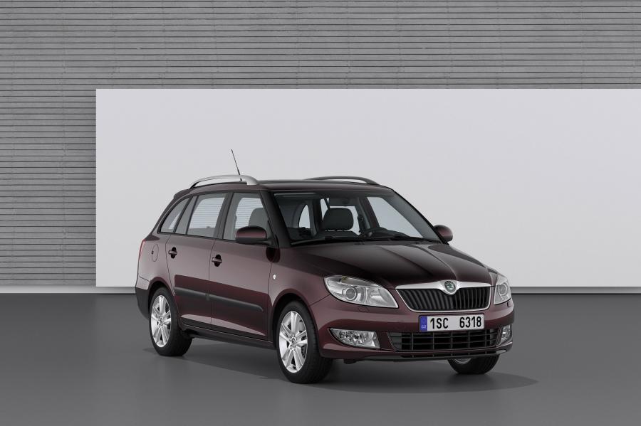  Skoda Fabia Combi 2010 года  (фото 25 из 25)